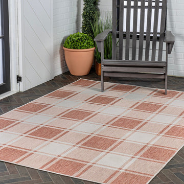 Sabine Traditional Farmhouse Bold Gingham Area Rug